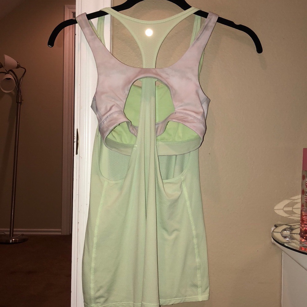 Lululemon Tanktop - Picture 2 of 4